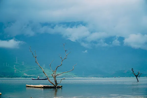 Day Tour | An Bang Cemetery (Ghost City), Lang Co Beach, Hai Van Pass, Marble Mountains by Bus from Hue to Hoi An