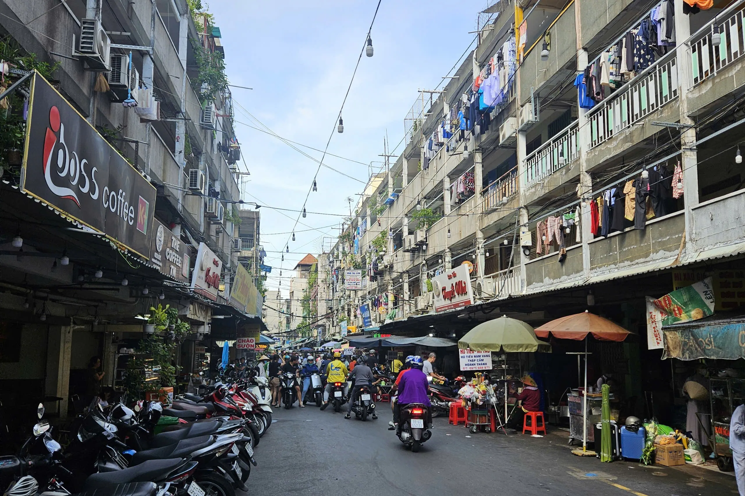 Day Tour | Saigon Highlights Day Tour by Army Jeep | Ho Chi Minh City